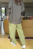 The Sunday Morning V Slouch Sweatshirt Khaki